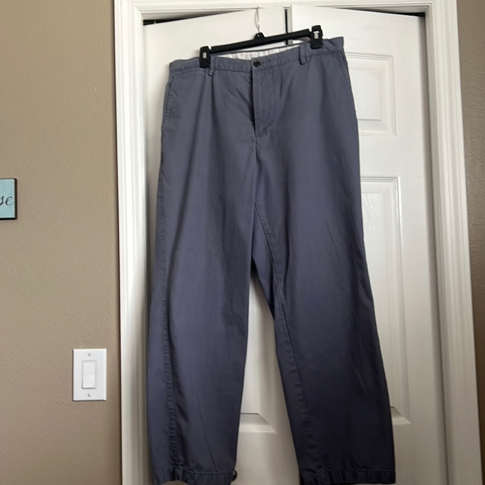Men’s Dockers blue khaki pants